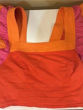 Strut and bolt women’s top